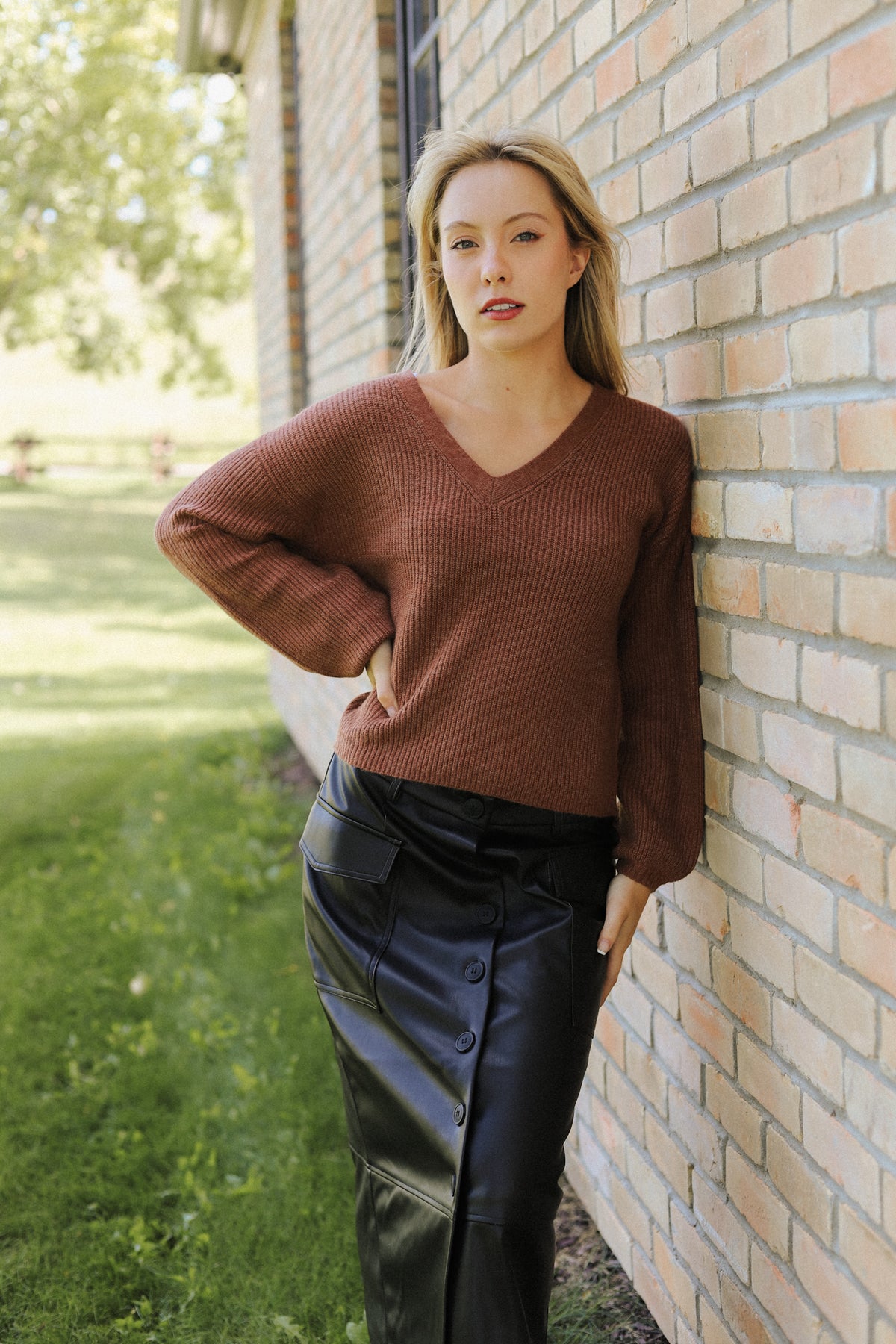 Katia Loose Rib V-Neck Knit