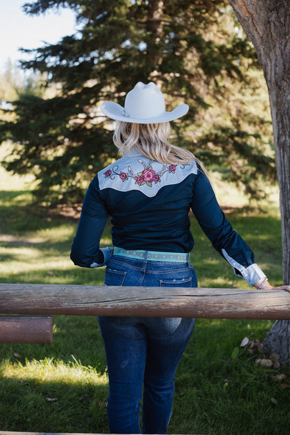 Embroidered Retro Snap Shirt