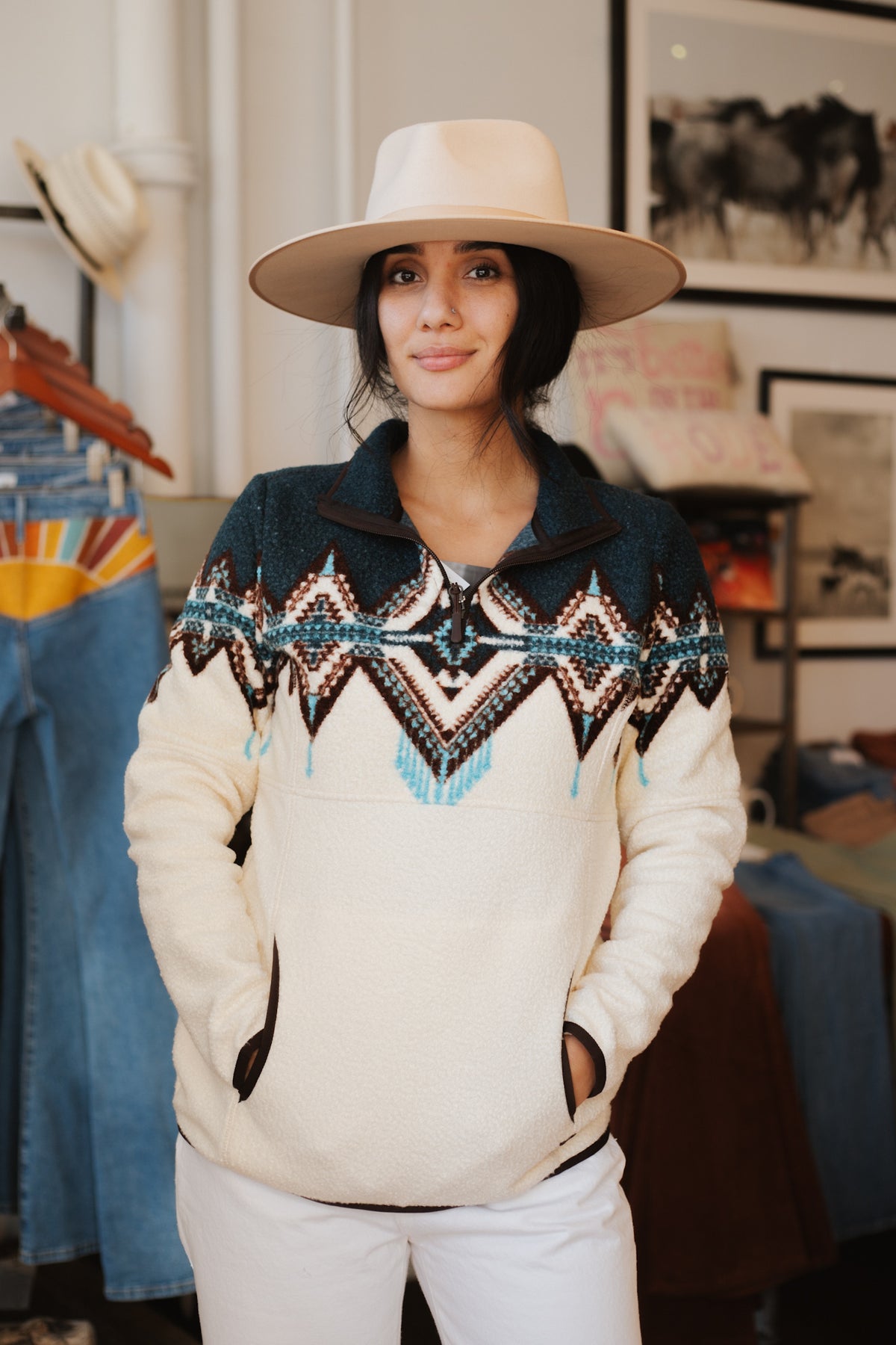 Border Berber Pullover