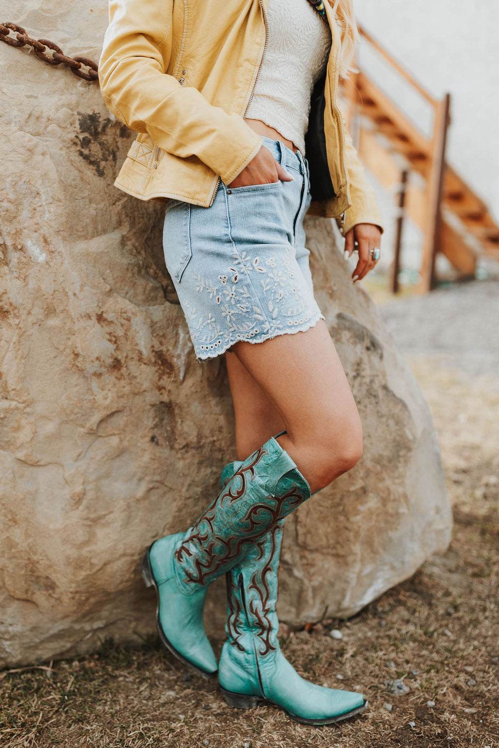 Unleash Your Inner Cowgirl: 5 Trendy Outfits To Wear to the Calgary  Stampede