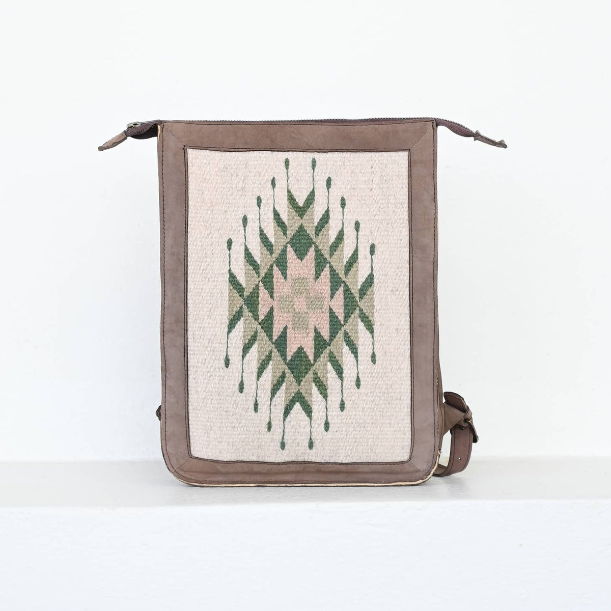 Cuarzo Slim Backpack