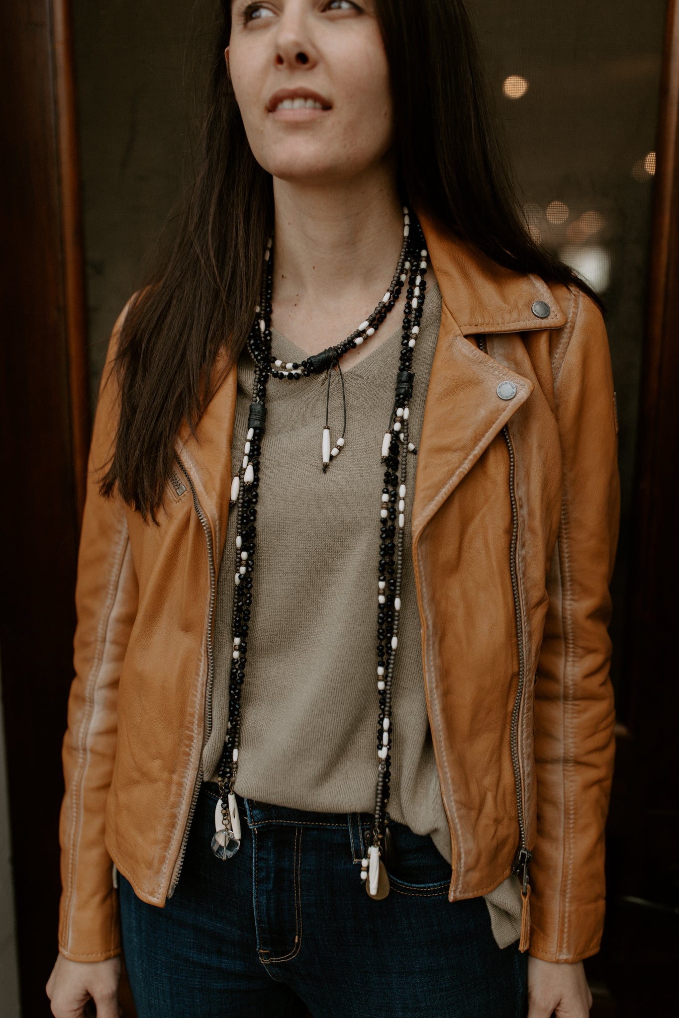 Black/Bone Lariat