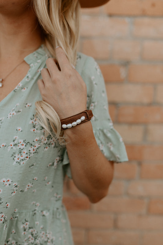 Dusty Leather Narrow Pearl Cuff