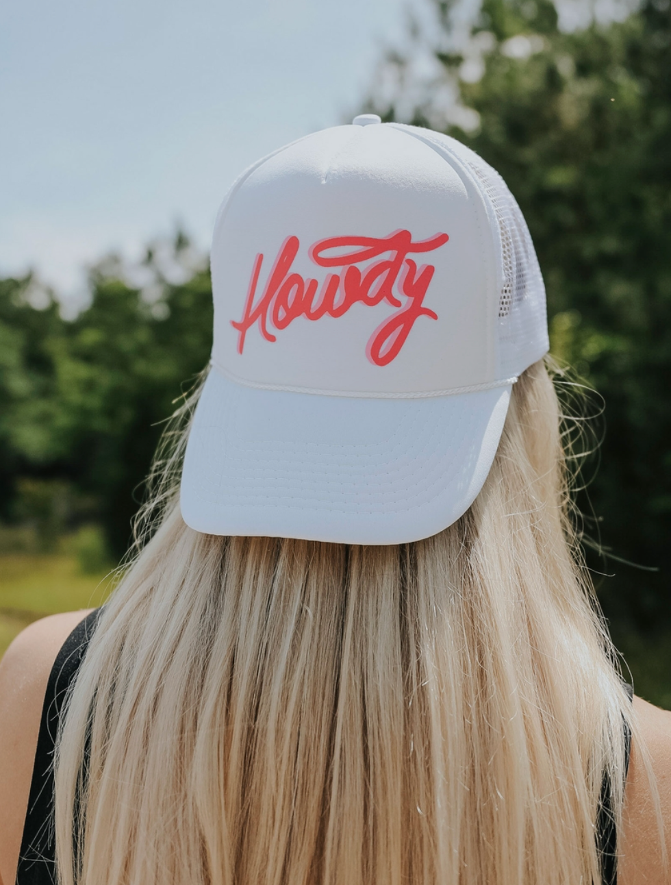 Howdy White Trucker Cap Cody and Sioux