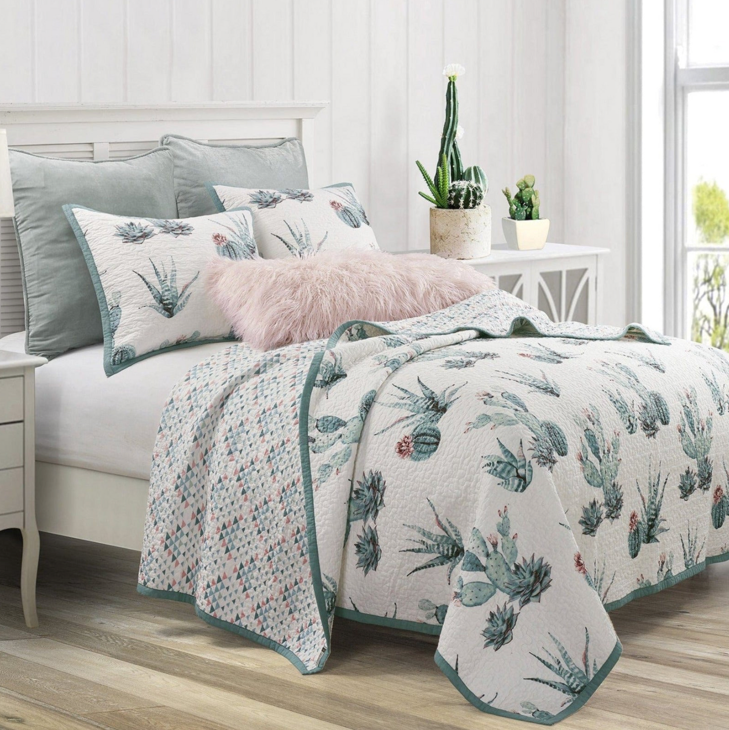 Sadie Reversible Quilt Set