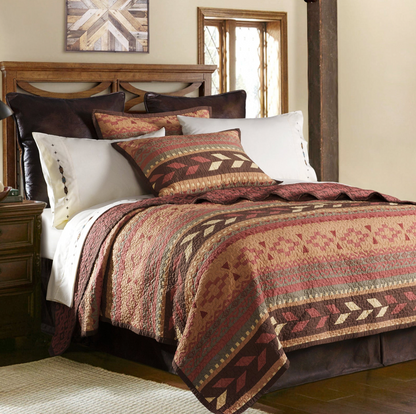 Broken Arrow Reversible Quilt Set